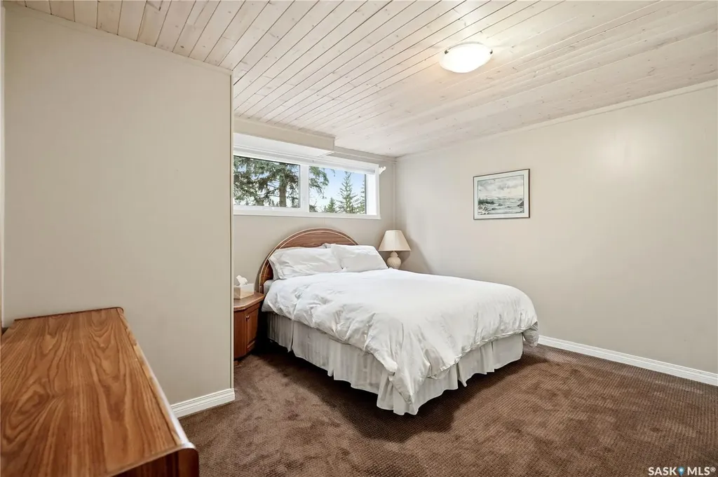 19 Ridgedale Bay White City SK S4L 5B1