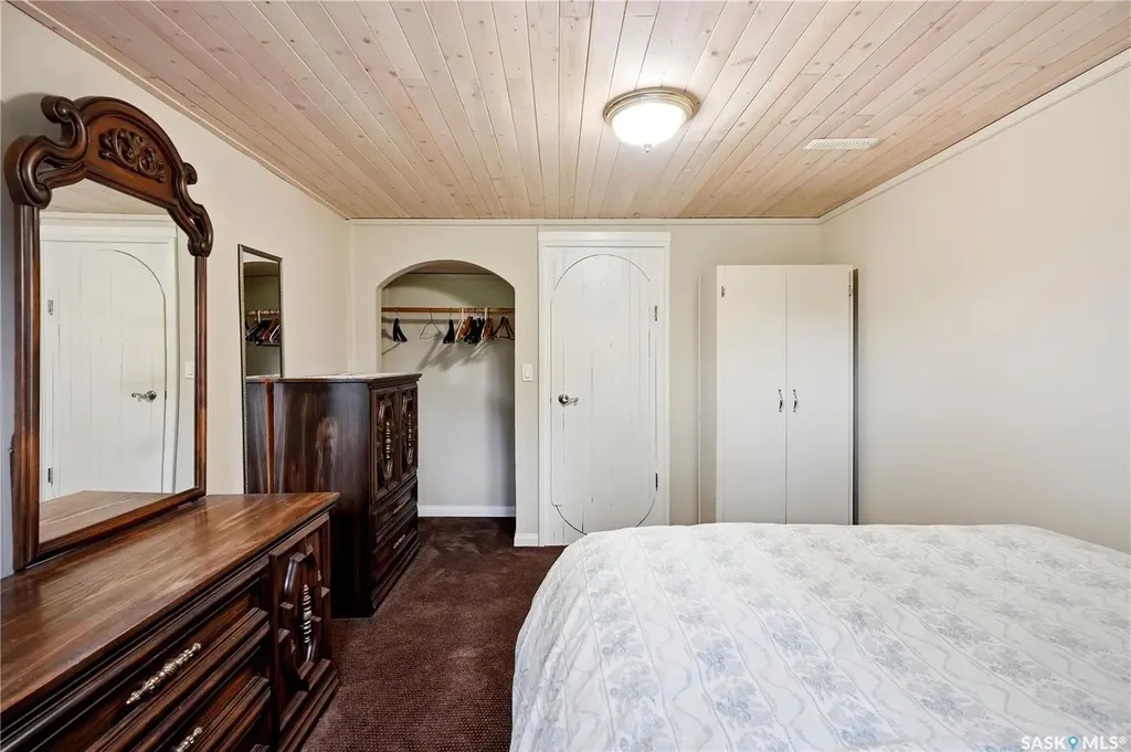 19 Ridgedale Bay White City SK S4L 5B1