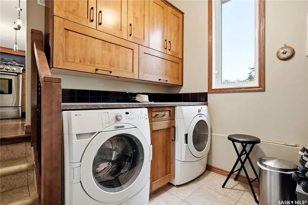 19 Ridgedale Bay White City SK S4L 5B1
