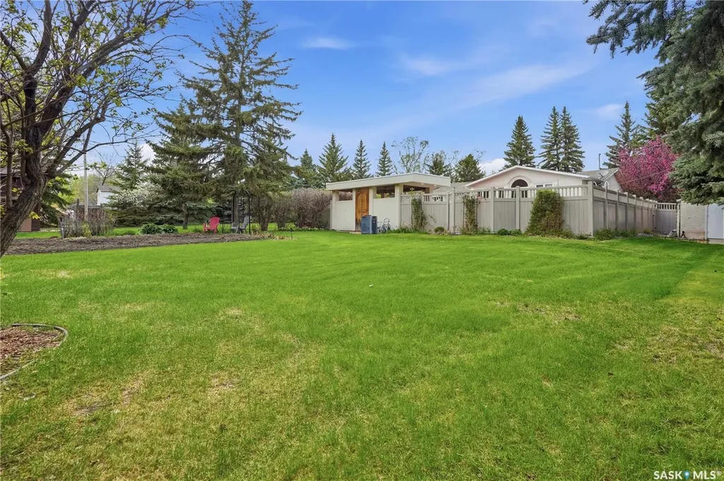 19 Ridgedale Bay White City SK S4L 5B1
