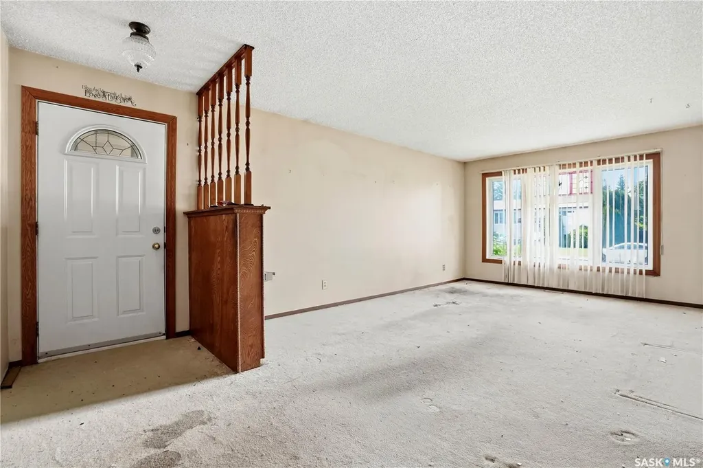 1625 Admiral Crescent Moose Jaw SK S6H 7N8