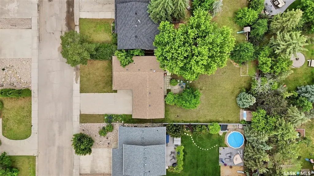 1625 Admiral Crescent Moose Jaw SK S6H 7N8