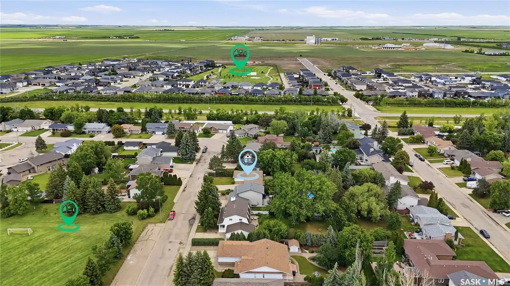 1625 Admiral Crescent Moose Jaw SK S6H 7N8