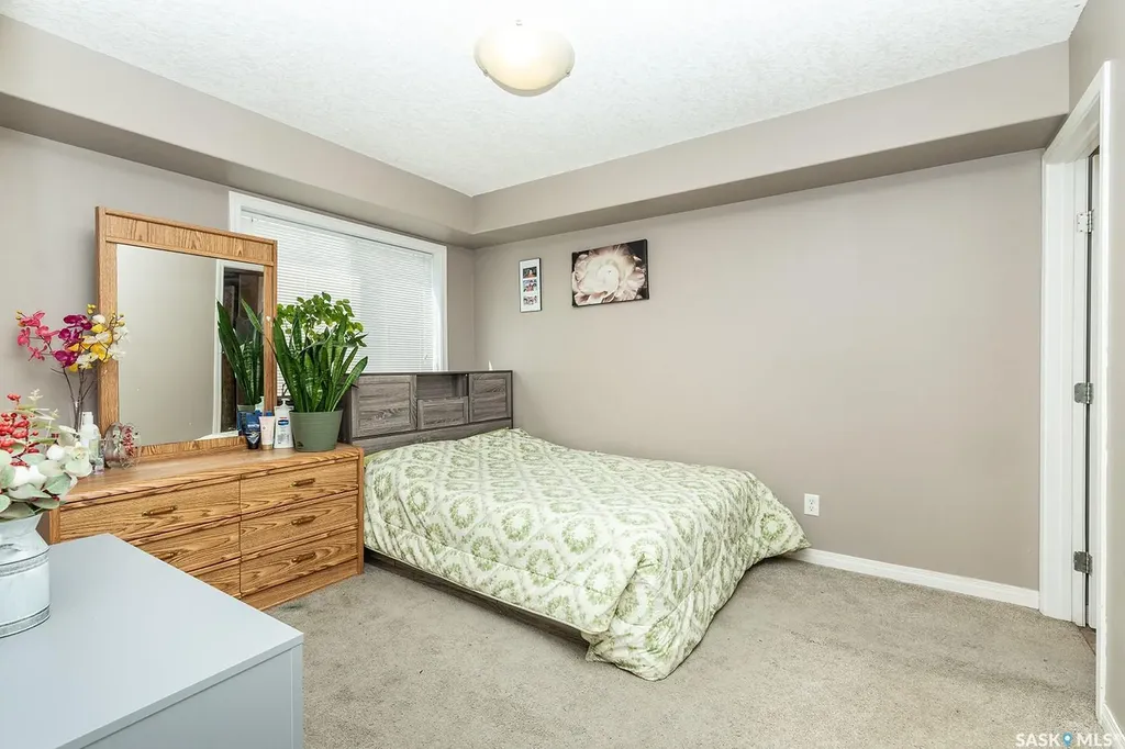 125 Willis Crescent Saskatoon SK S7T 0T1