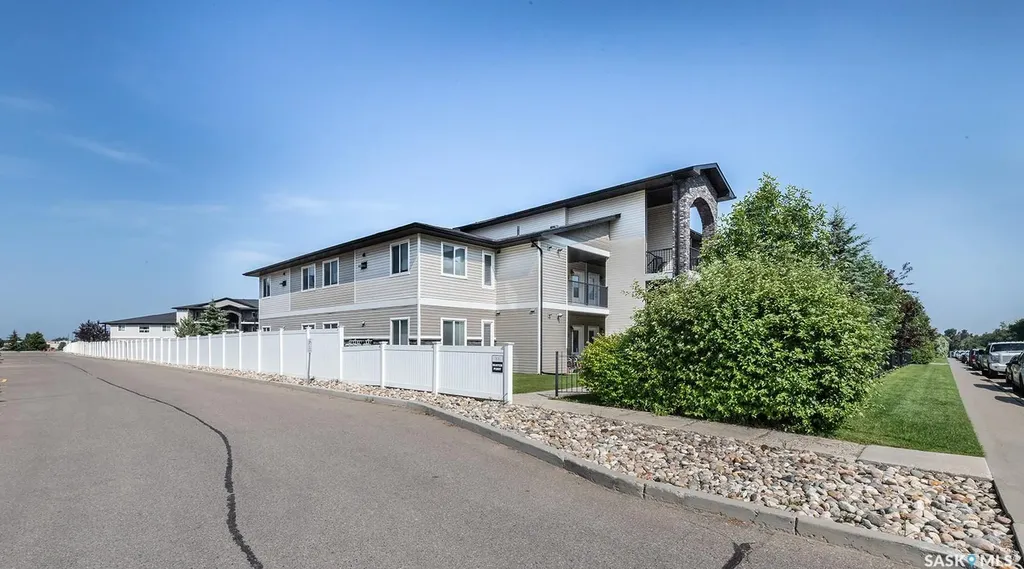 125 Willis Crescent Saskatoon SK S7T 0T1