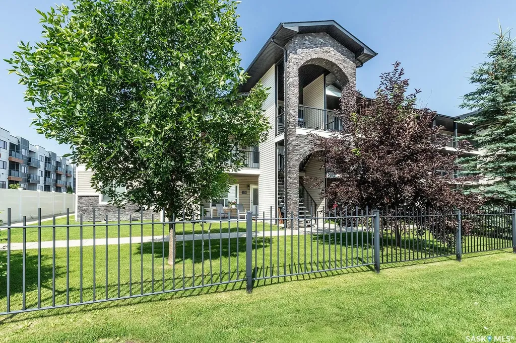 125 Willis Crescent Saskatoon SK S7T 0T1