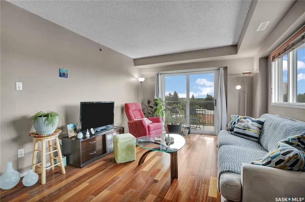 611 University Drive Saskatoon SK S7N 3Z1