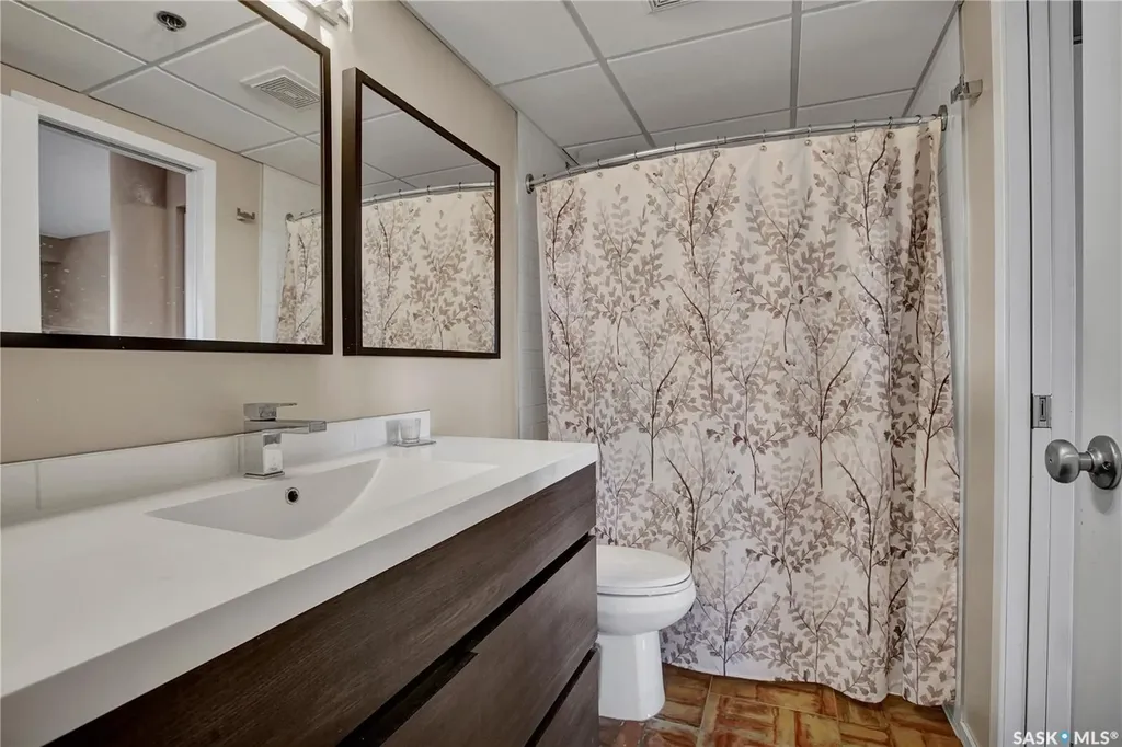 611 University Drive Saskatoon SK S7N 3Z1