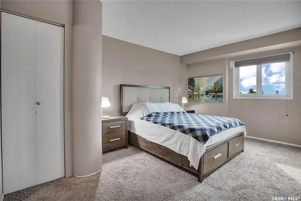 611 University Drive Saskatoon SK S7N 3Z1
