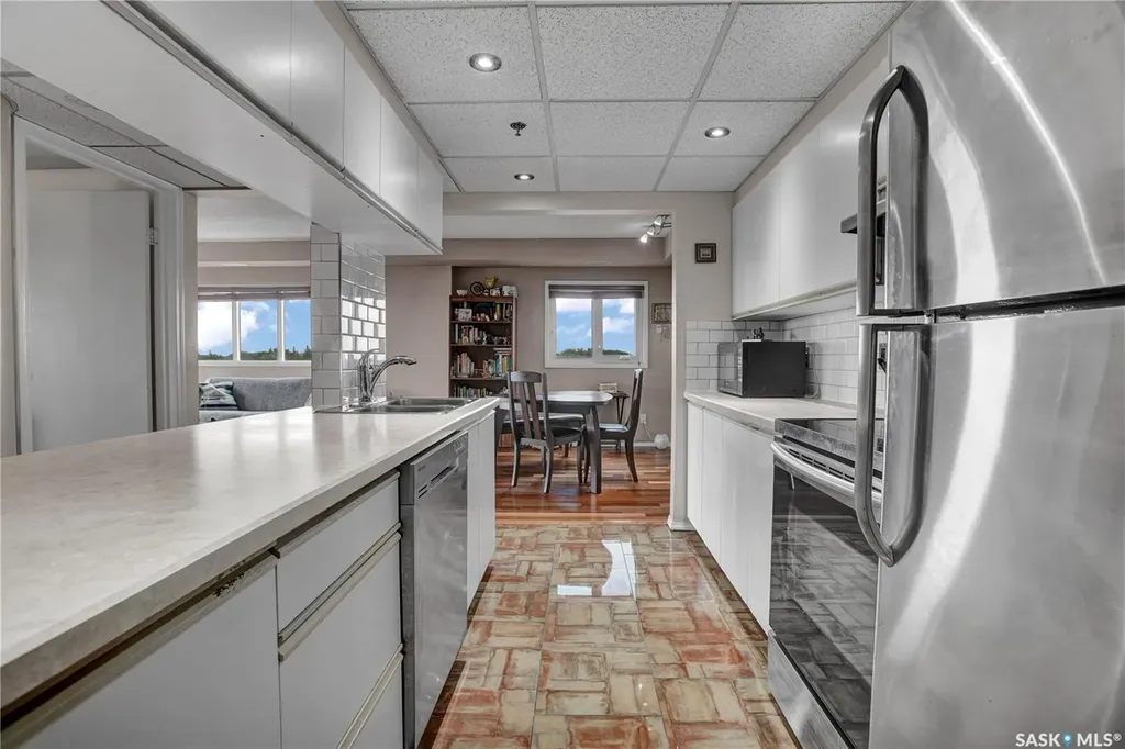 611 University Drive Saskatoon SK S7N 3Z1