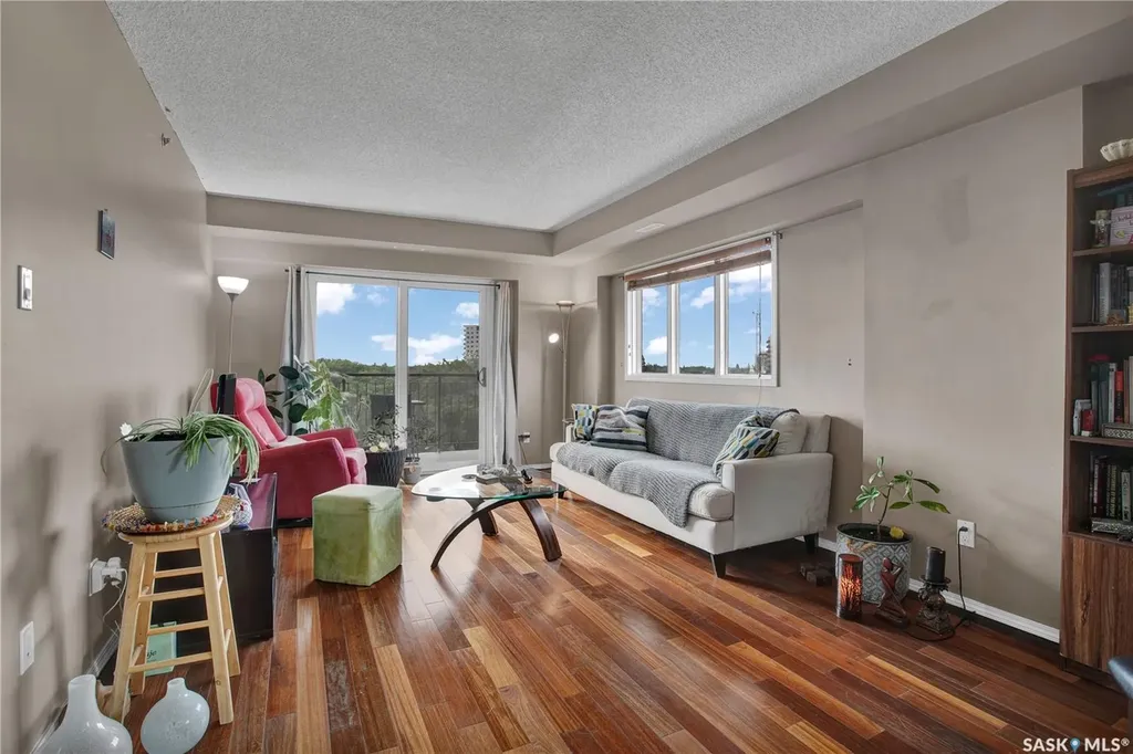 611 University Drive Saskatoon SK S7N 3Z1