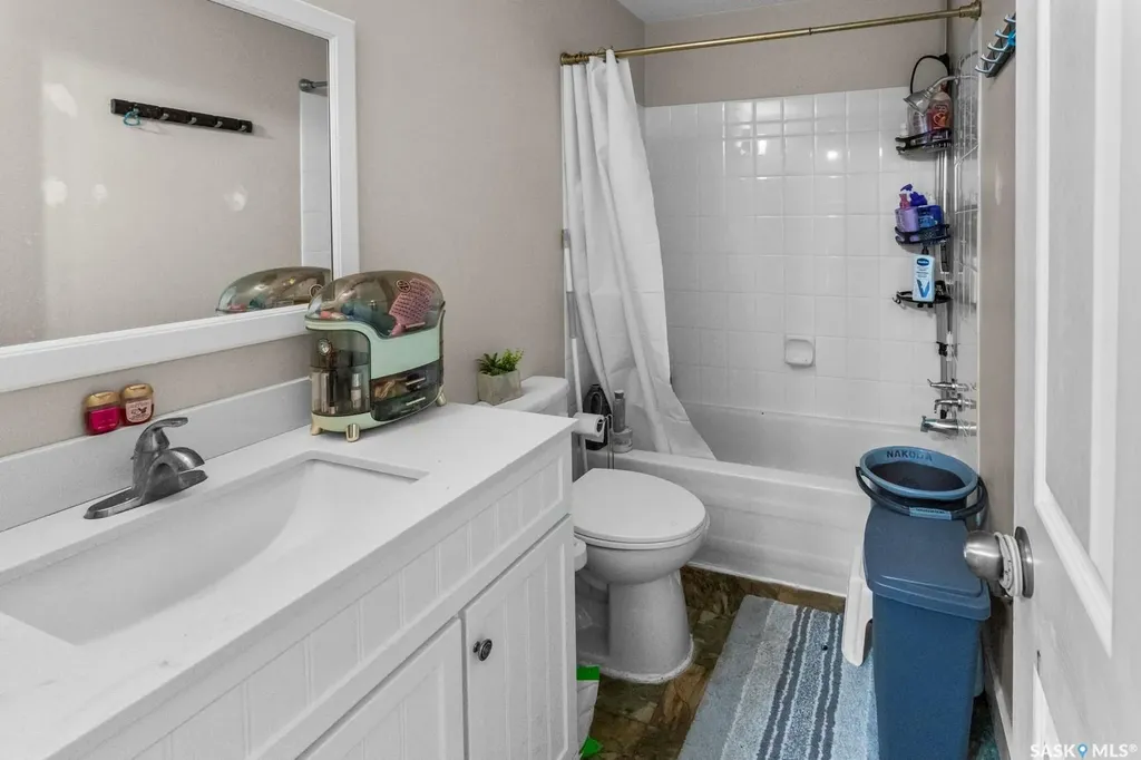 215 Pinehouse Drive Saskatoon SK S7K 6N9