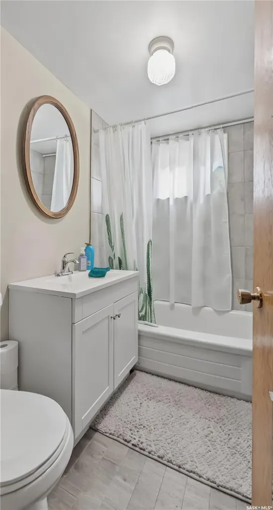 202 2nd Avenue E Rosetown SK S0L 2V0
