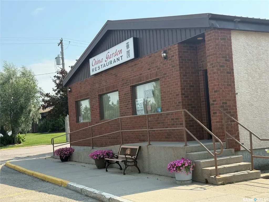 400 Grand Avenue Indian Head SK S0G 2K0
