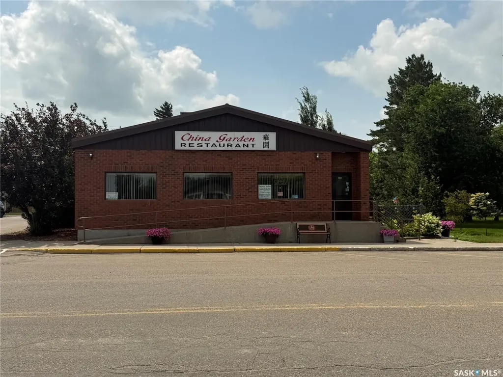 400 Grand Avenue Indian Head SK S0G 2K0