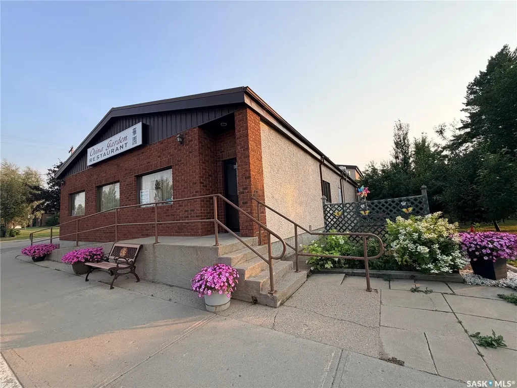400 Grand Avenue Indian Head SK S0G 2K0