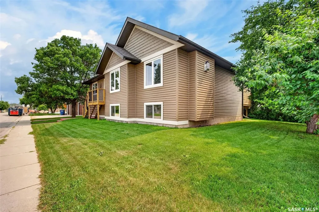 140 10th Street Humboldt SK S0K 2A0
