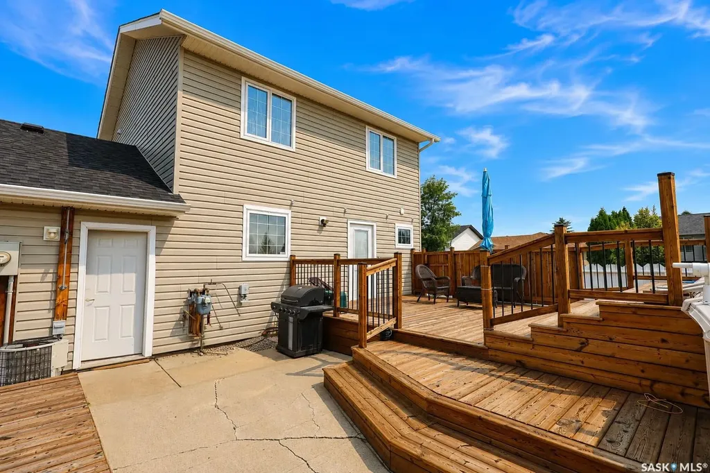 3 Meagher Place Prince Albert SK S6X 1C3