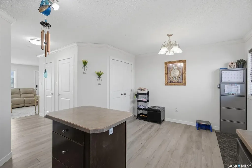 235 Rosewood Boulevard E Saskatoon SK S7V 0J3
