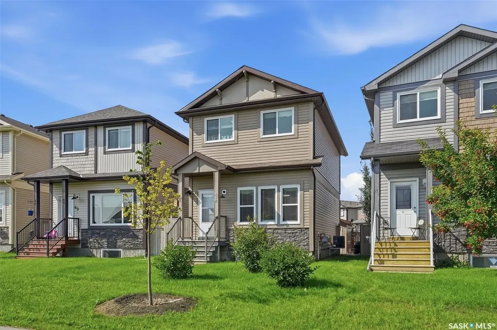 235 Rosewood Boulevard E Saskatoon SK S7V 0J3