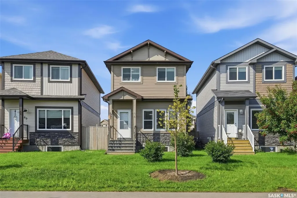 235 Rosewood Boulevard E Saskatoon SK S7V 0J3