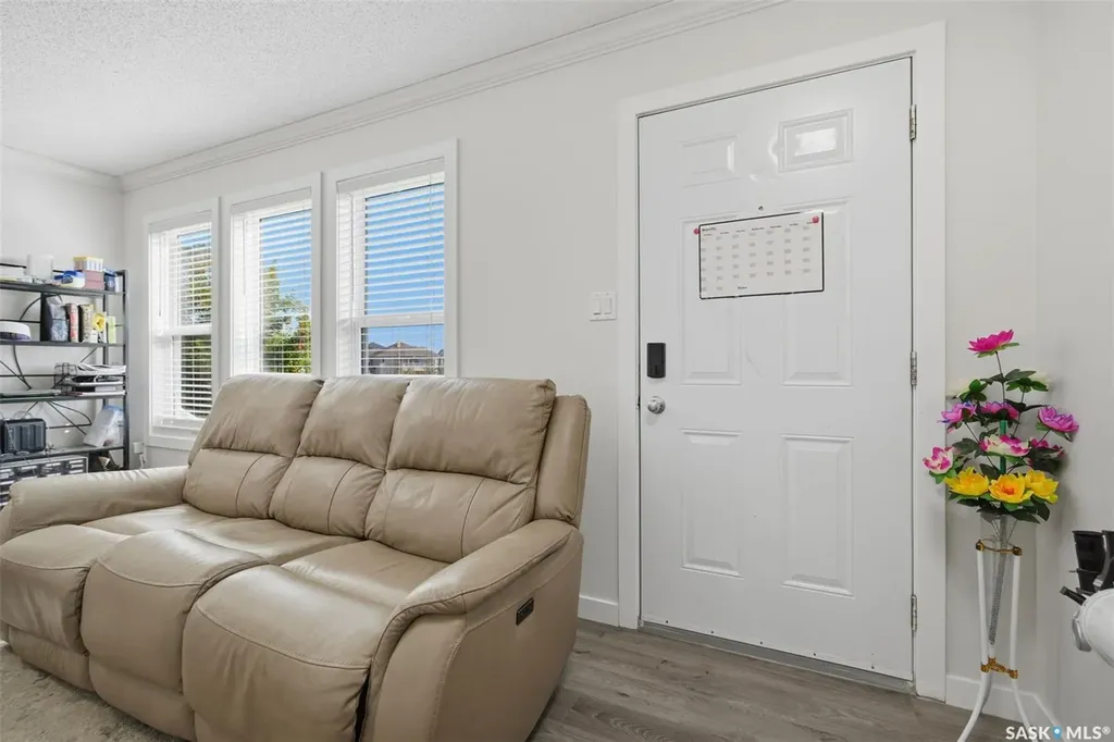235 Rosewood Boulevard E Saskatoon SK S7V 0J3