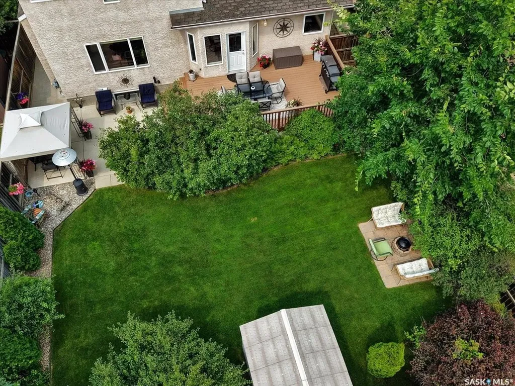 211 Brookshire Crescent Saskatoon SK S7V 1H1
