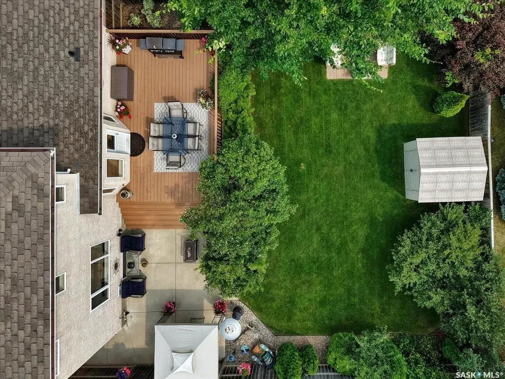 211 Brookshire Crescent Saskatoon SK S7V 1H1