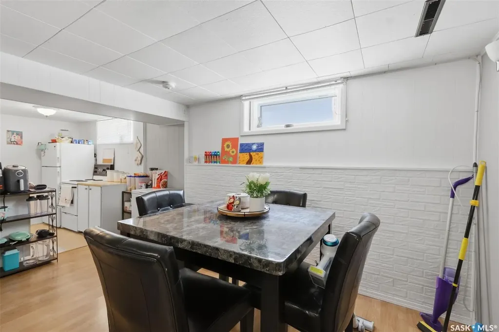 2321 Mckinnon Avenue S Saskatoon SK S7N 1N7