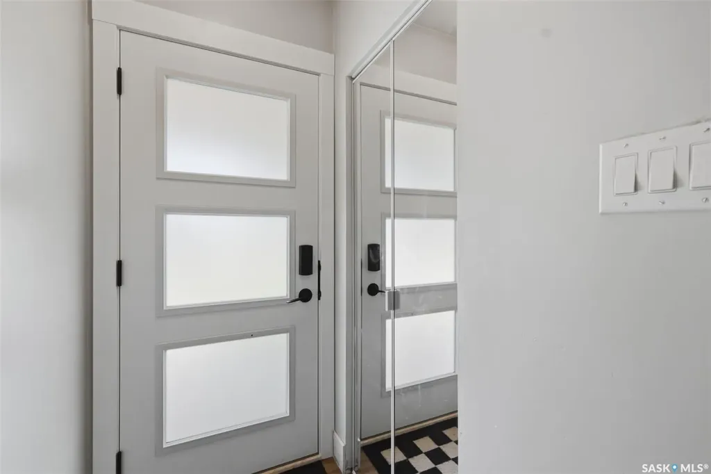 2321 Mckinnon Avenue S Saskatoon SK S7N 1N7