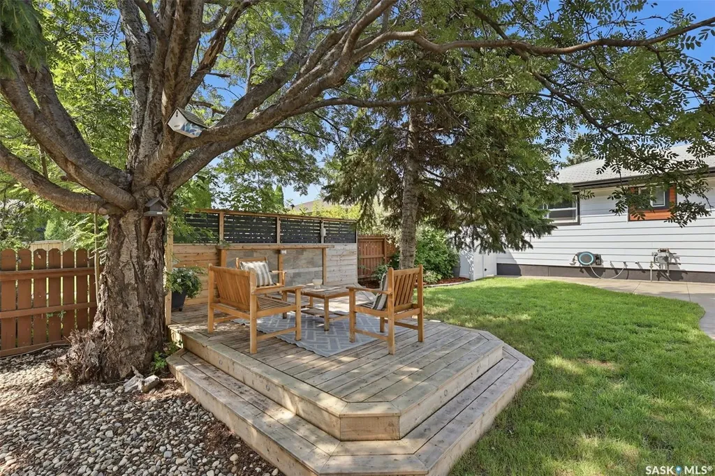 2321 Mckinnon Avenue S Saskatoon SK S7N 1N7