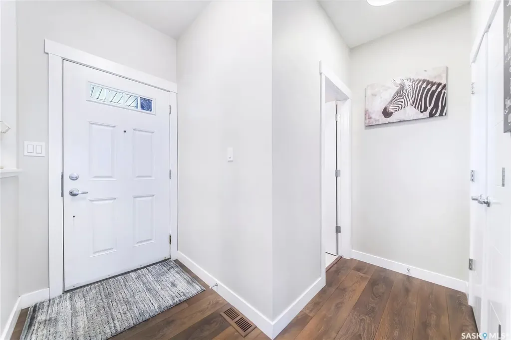 303 Delainey Manor Saskatoon SK S7V 0N4