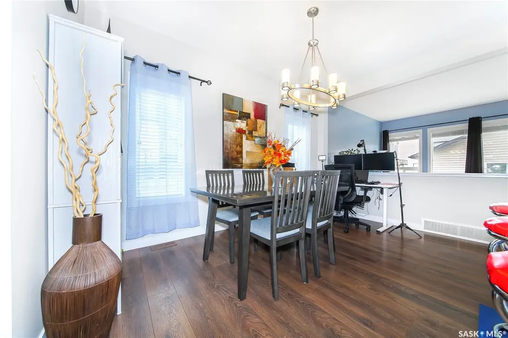 303 Delainey Manor Saskatoon SK S7V 0N4