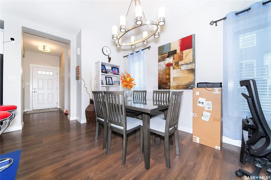 303 Delainey Manor Saskatoon SK S7V 0N4