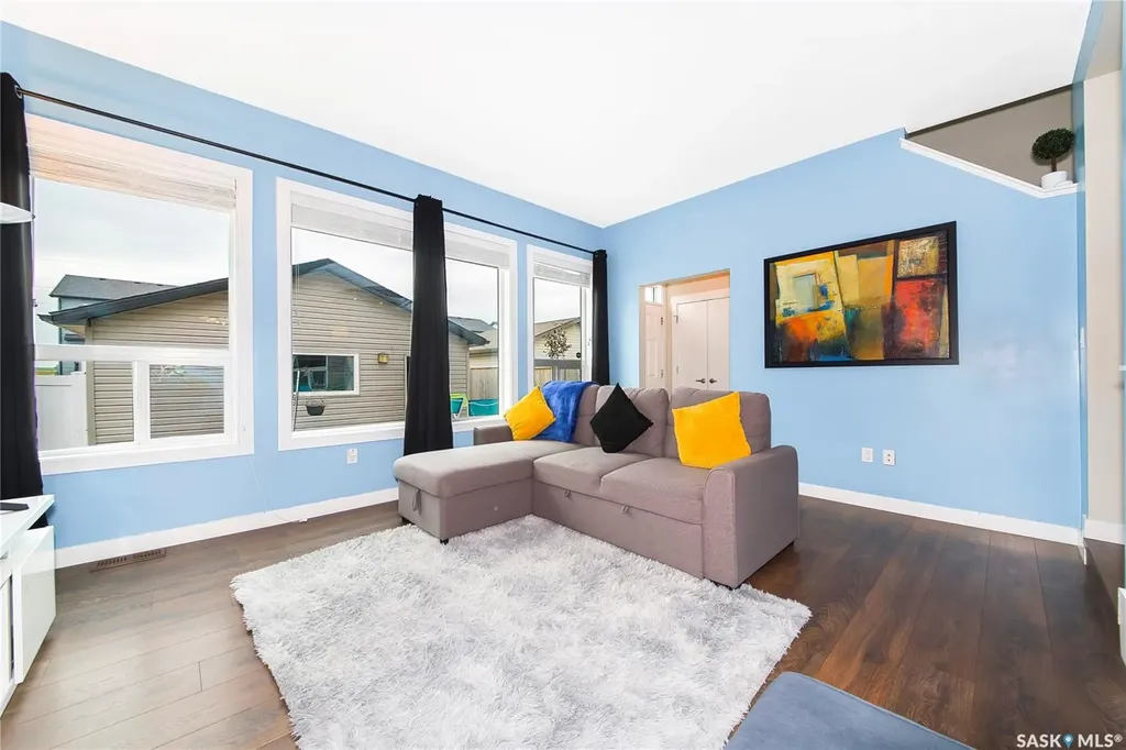 303 Delainey Manor Saskatoon SK S7V 0N4
