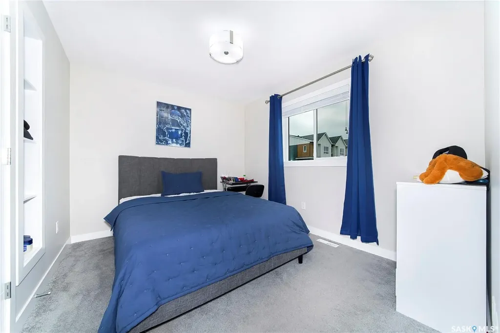 303 Delainey Manor Saskatoon SK S7V 0N4