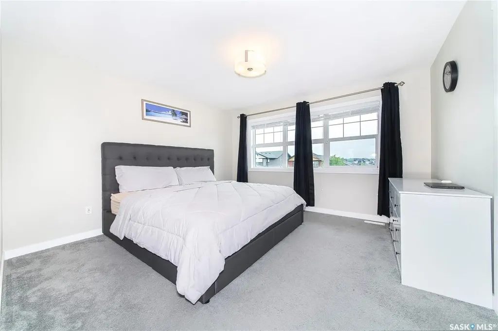 303 Delainey Manor Saskatoon SK S7V 0N4