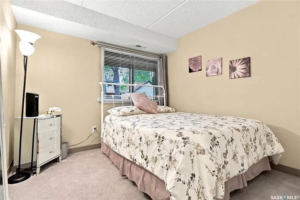 441 Pendygrasse Road Saskatoon SK S7M 5C1