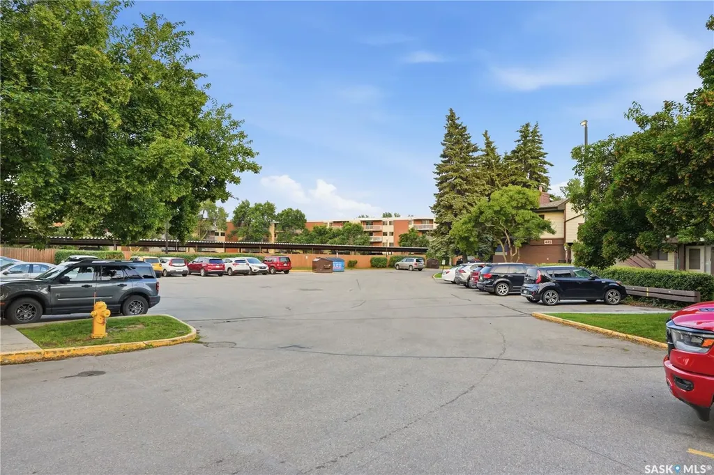 441 Pendygrasse Road Saskatoon SK S7M 5C1