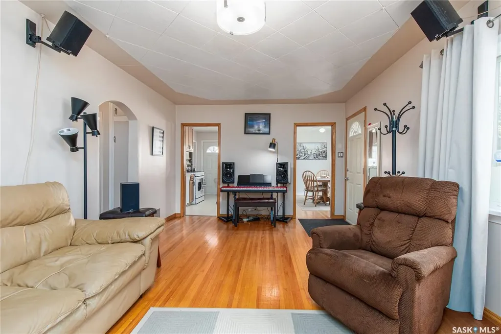 218 Coteau Street W Moose Jaw SK S6H 5C7