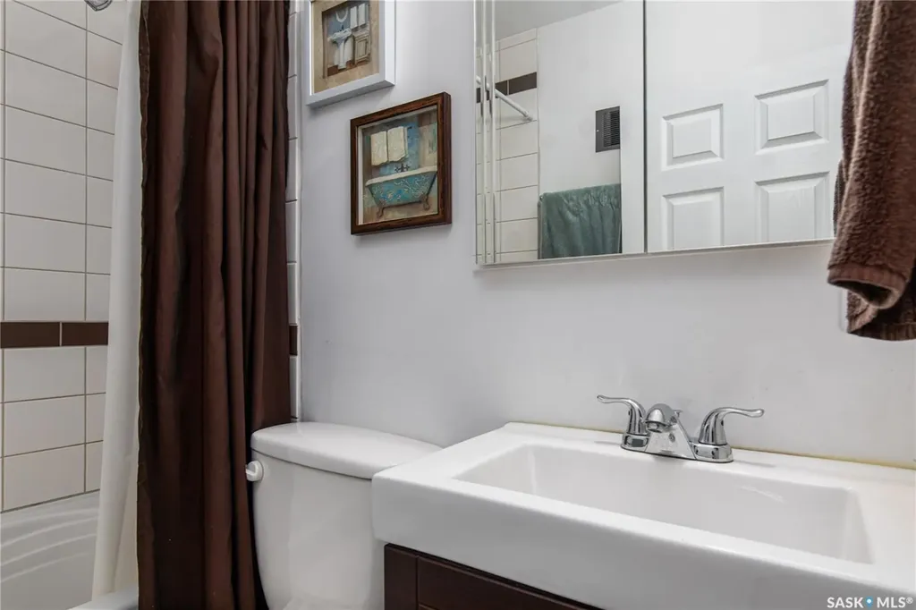 218 Coteau Street W Moose Jaw SK S6H 5C7