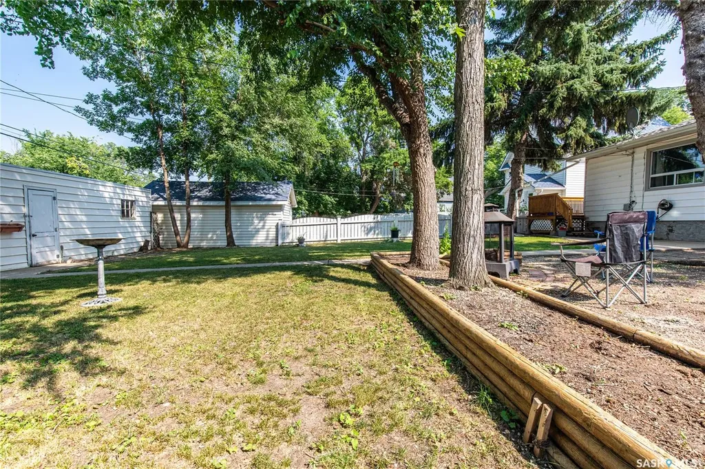218 Coteau Street W Moose Jaw SK S6H 5C7