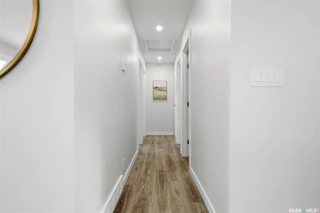 3 Woodlawn Place Regina SK S4S 5M9