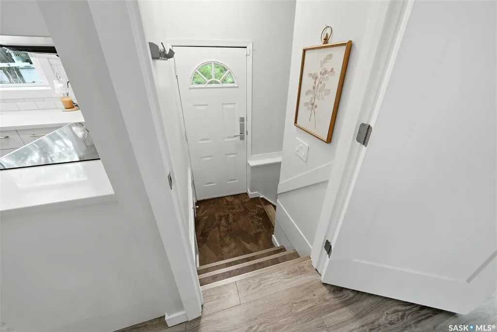3 Woodlawn Place Regina SK S4S 5M9
