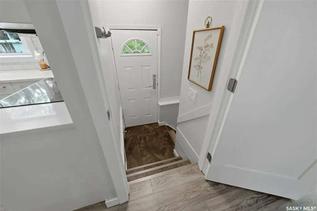 3 Woodlawn Place Regina SK S4S 5M9