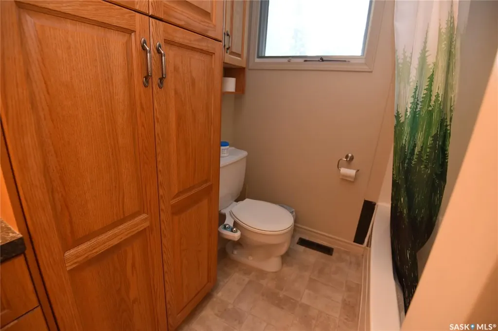 413 Maple Road E Nipawin SK S0E 1E0