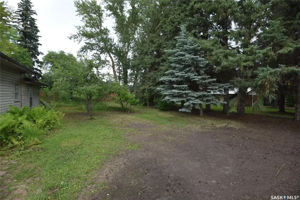 413 Maple Road E Nipawin SK S0E 1E0