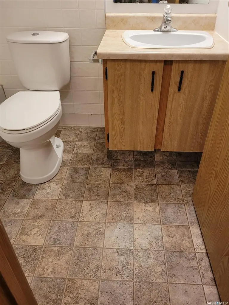 306 Perkins Street Estevan SK S4A 2K1