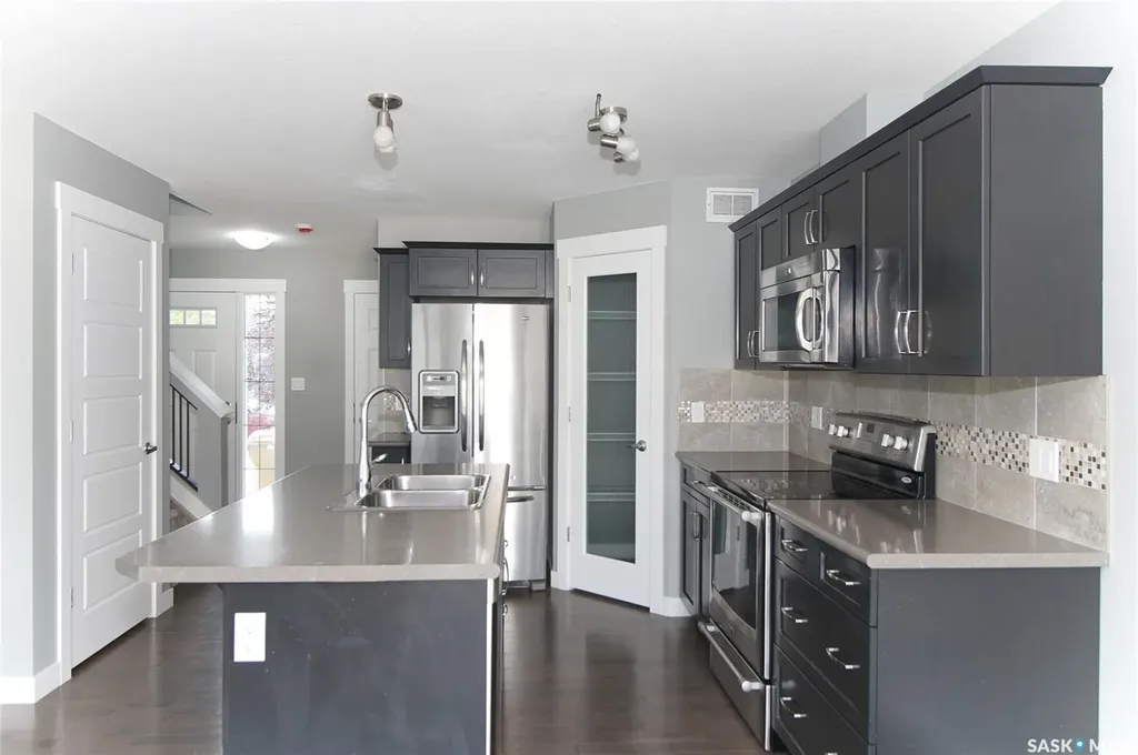 4541 Green Rock Road Regina SK S4V 3K8