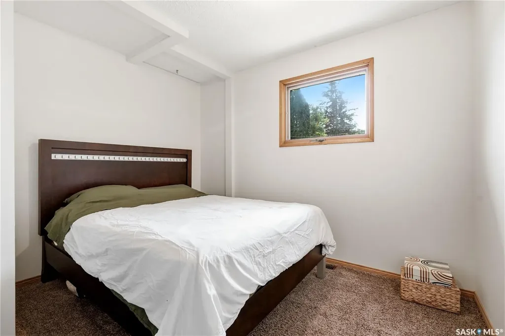 133 113th Street W Saskatoon SK S7N 1V9